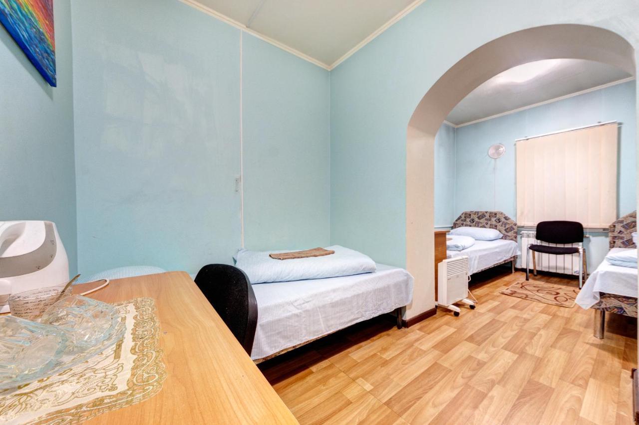 Hotel Zvezda Kijów Zewnętrze zdjęcie