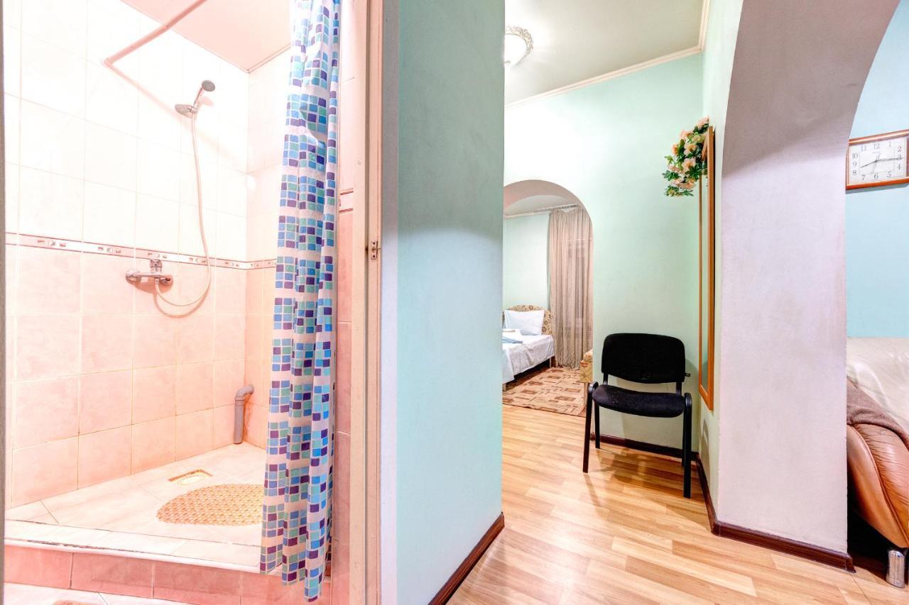 Hotel Zvezda Kijów Zewnętrze zdjęcie